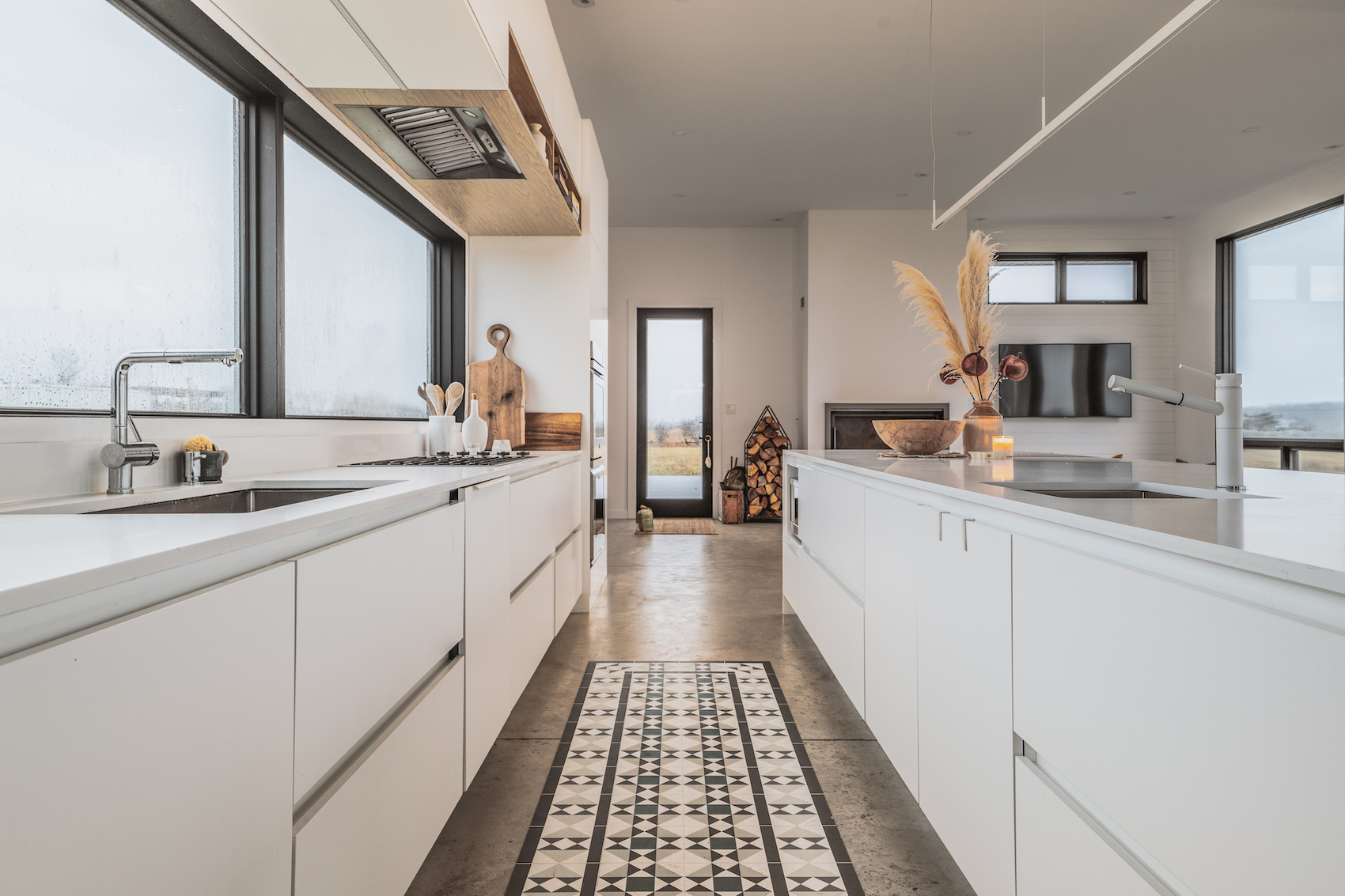 The_Kelly_PEC_Imagery_8