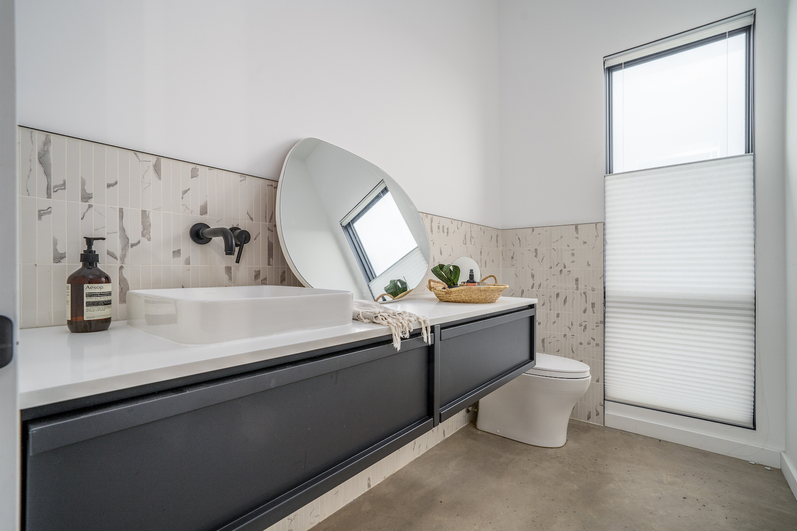 The_Kelly_PEC_Images_15